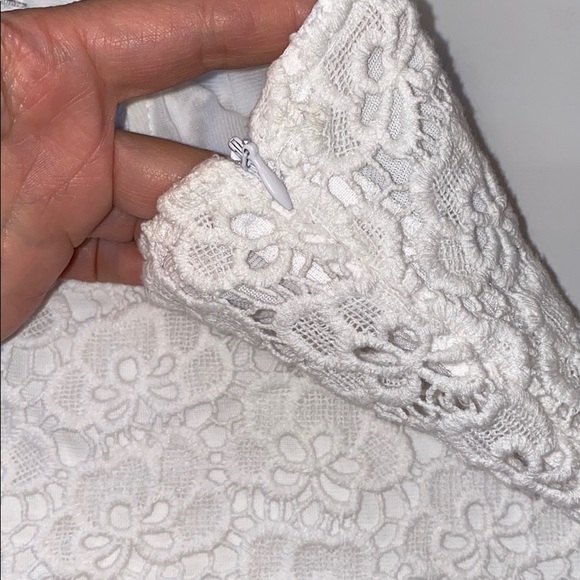 Shorts - Picture 3 of 6